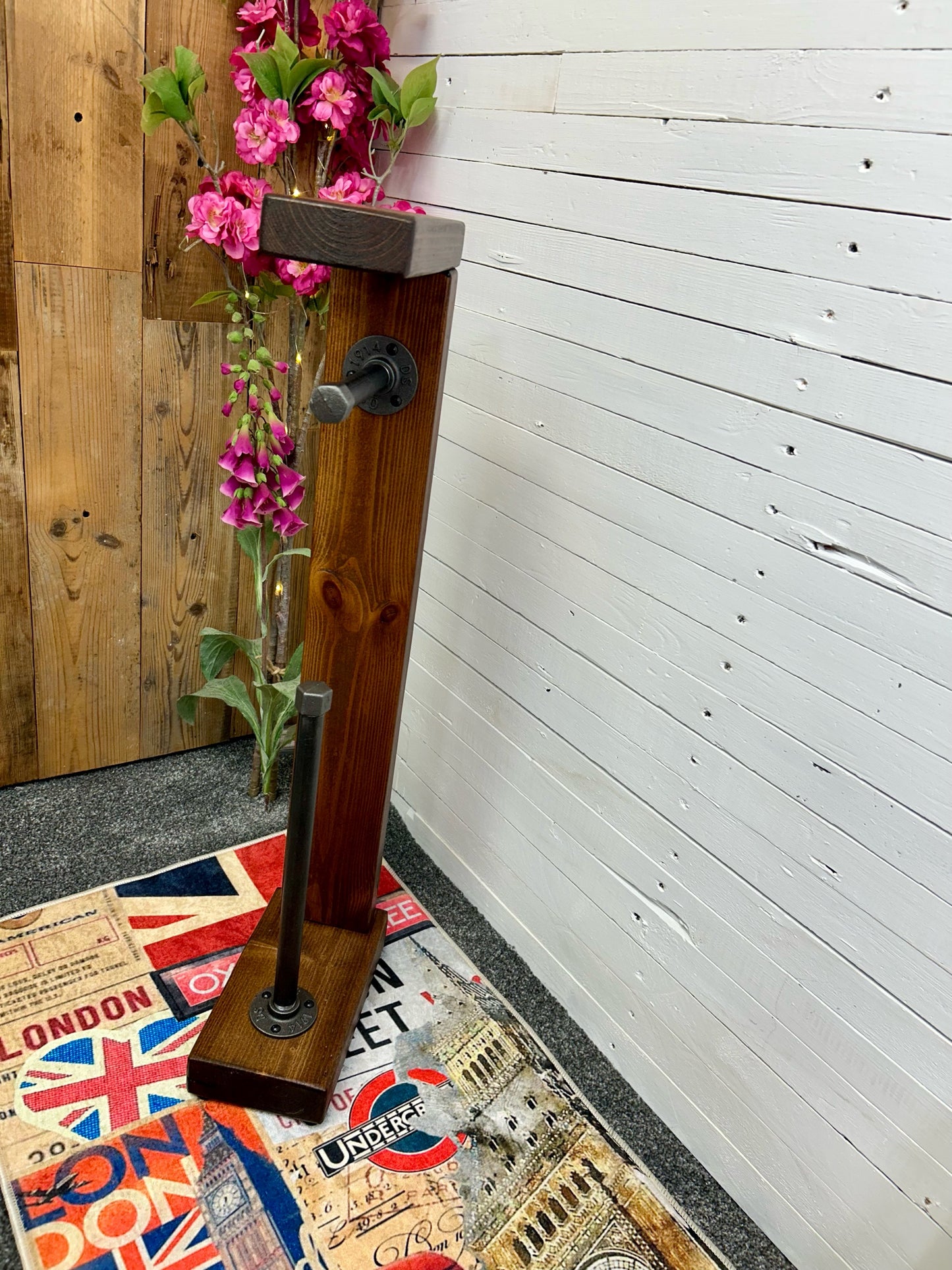 Reclaimed Timber & Pipe Toilet Roll Holder