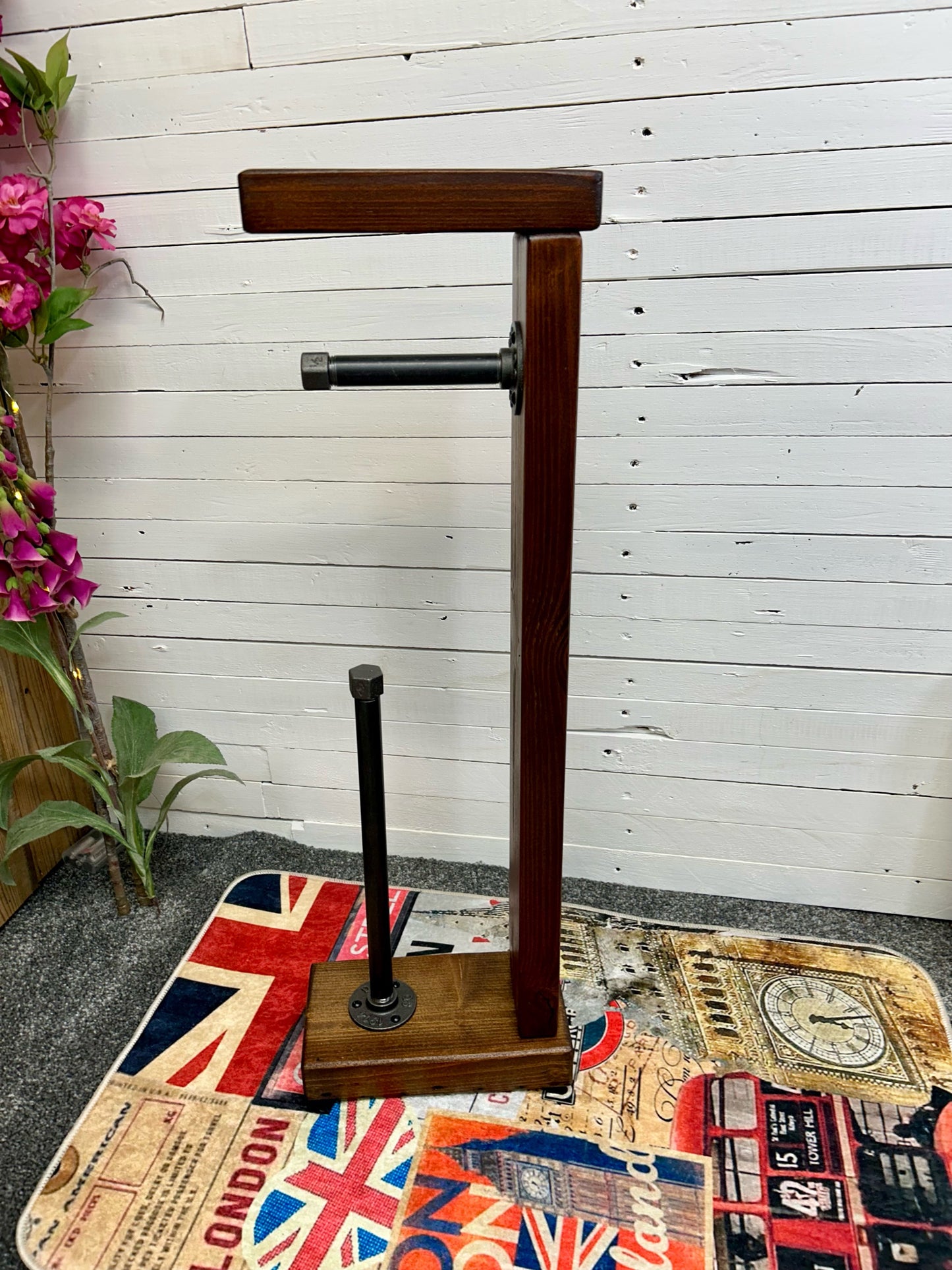 Reclaimed Timber & Pipe Toilet Roll Holder