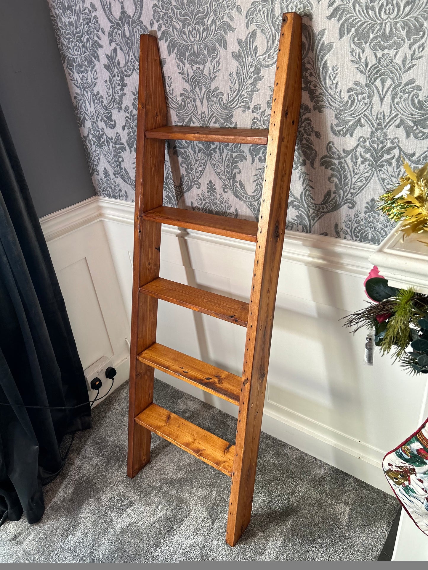 Timber Storage Step Ladder