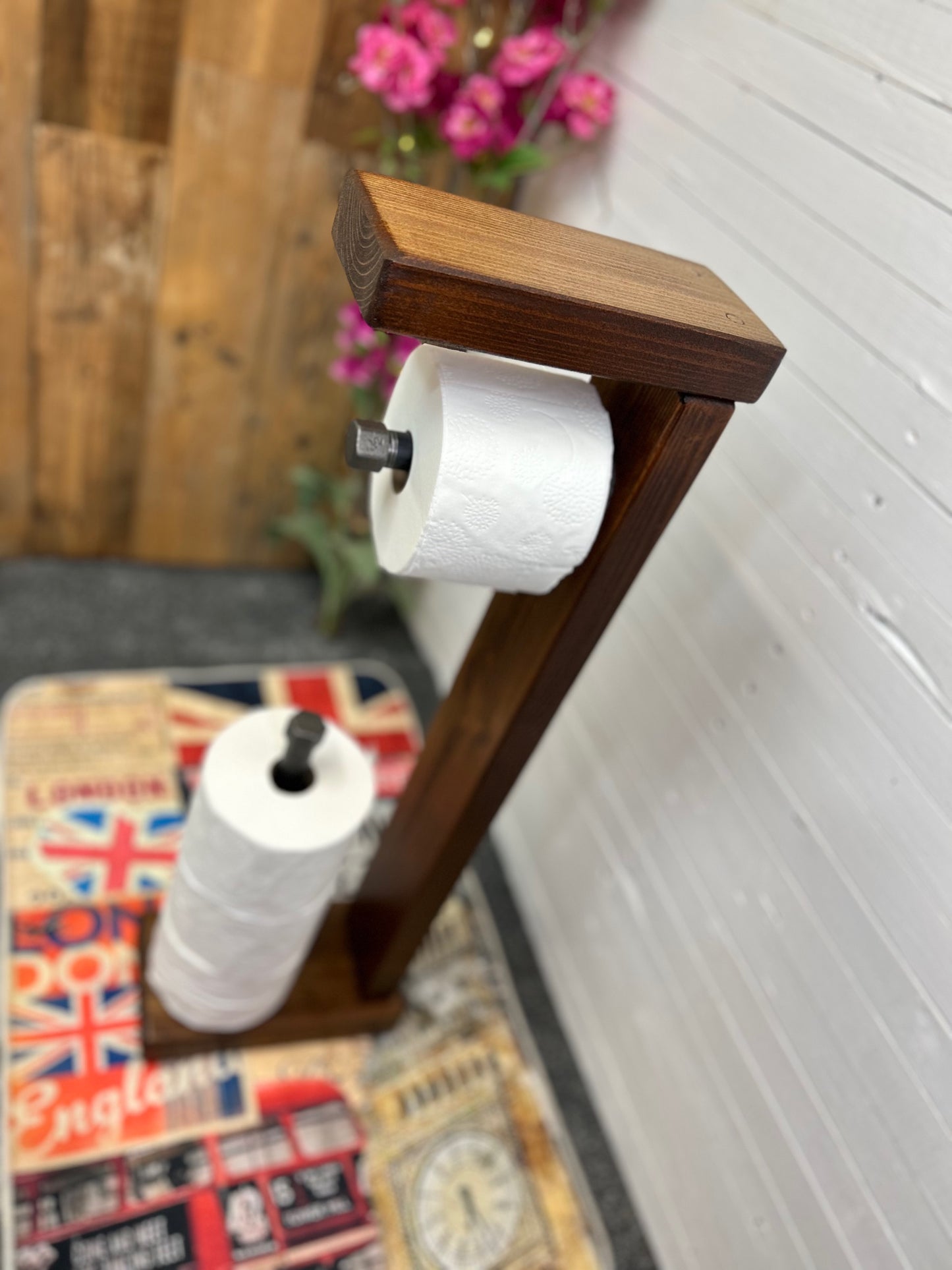 Reclaimed Timber & Pipe Toilet Roll Holder