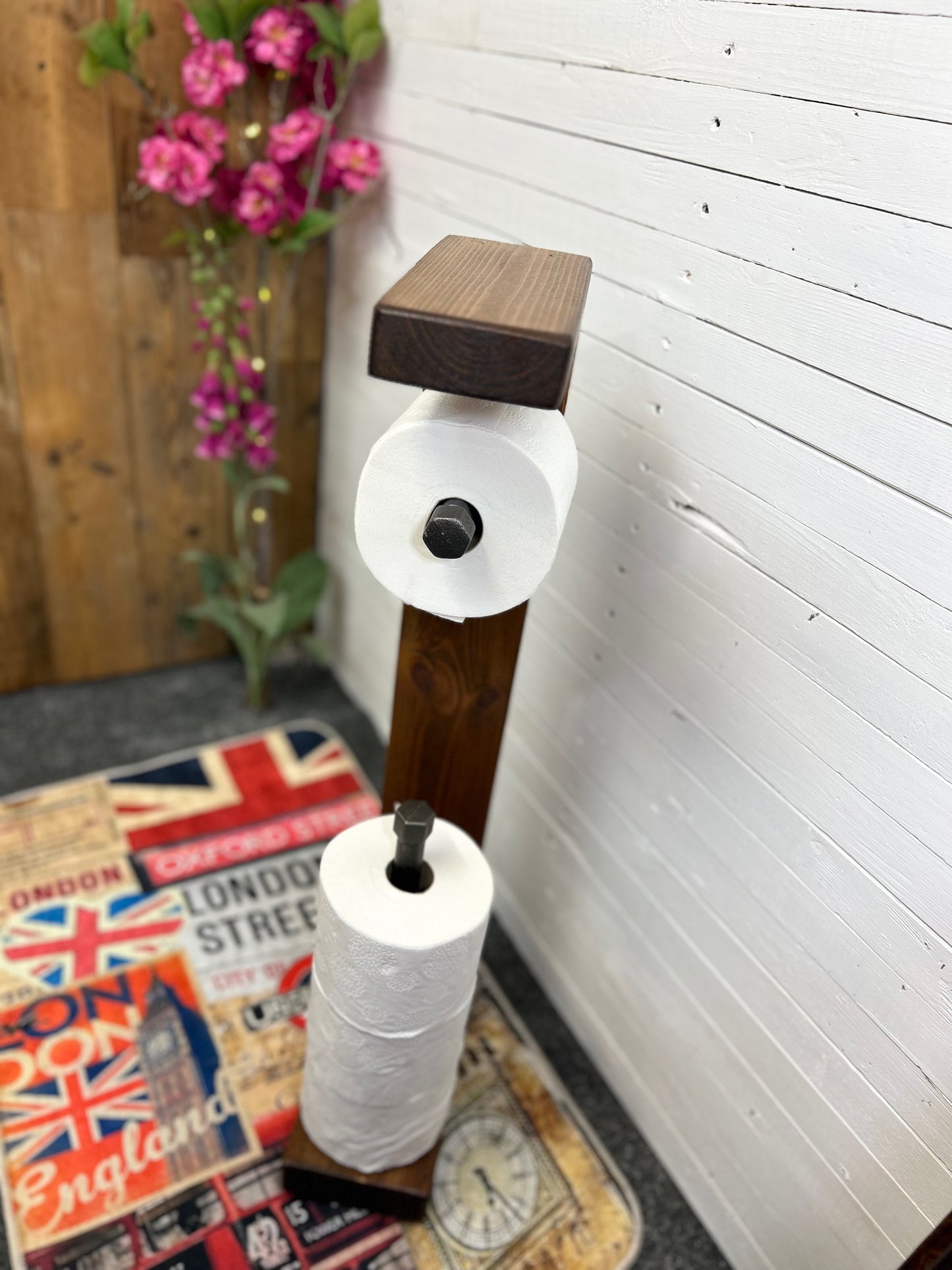 Reclaimed Timber & Pipe Toilet Roll Holder